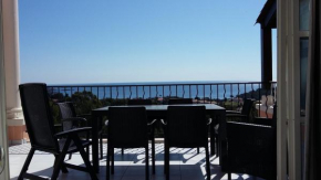Cap Esterel appart 6 pers vue mer classé 3 etoiles